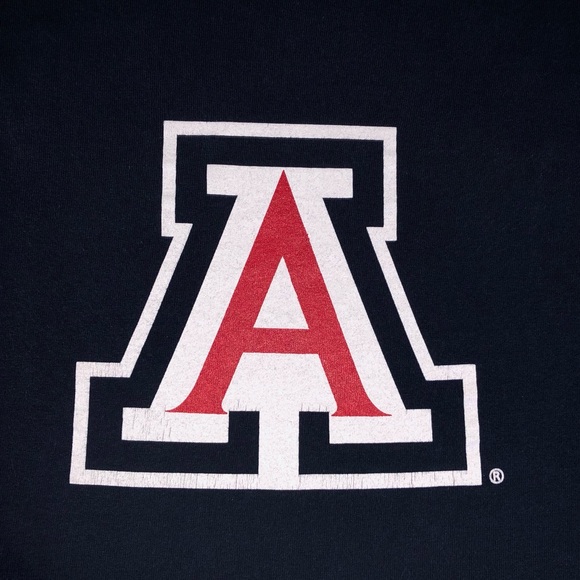 Retro University of Arizona Wildcats navy blue t-shirt size men’s Large - Picture 3 of 4